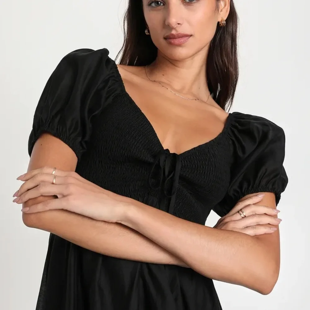 Lulu’s Inspiring Feelings Black Smocked Puff Sleeve Midi Dress Size XS - Picture 2 of 11